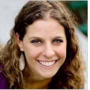 Lauren Hogan headshot