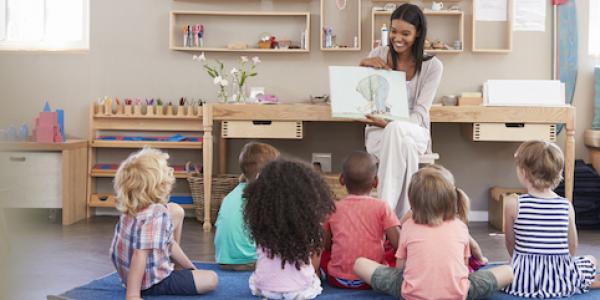 Children's books store read aloud